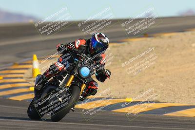 media/Dec-10-2023-SoCal Trackdays (Sun) [[0ce70f5433]]/Turn 12 (2pm)/